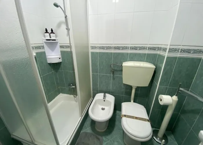 Swordfish Center Апартаменты *